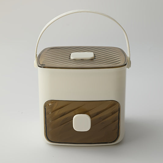 Each compartment creates uniform, extra-large ice cubes—perfect for chilling water, cocktails, or juice without melting too quickly.