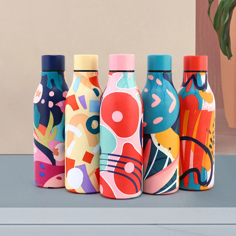 Double-wall insulated tumbler with secure lid, ideal for hot and cold beverages on the go.