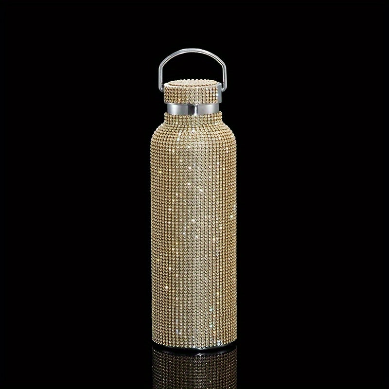 Sleek and practical design ensures comfort while holding, with a secure lid to prevent spills during daily use or travel