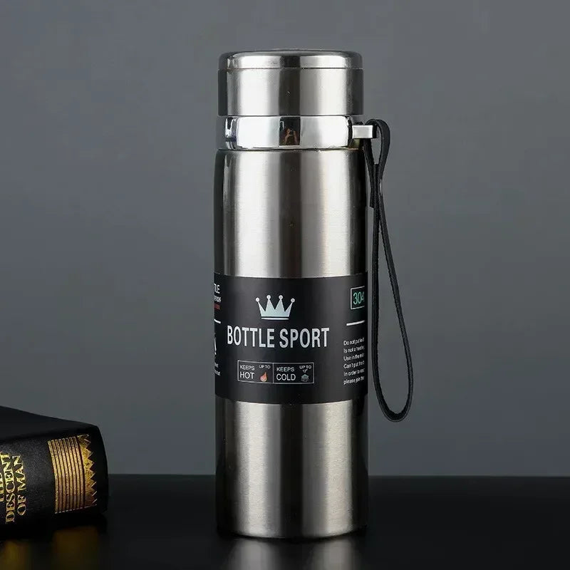 Premium stainless steel vacuum flask designed for optimal insulation, keeping drinks hot or cold for up to 12 hours.