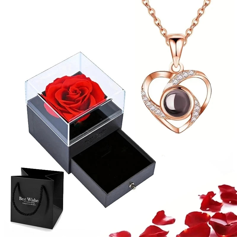 Stylish heart necklace jewelry set with “I Love You” projection, making a thoughtful and unforgettable romantic gift.