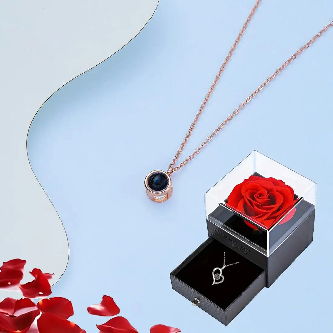 Gorgeous heart necklace and rose box set, making it the perfect gift for anniversaries and proposals.